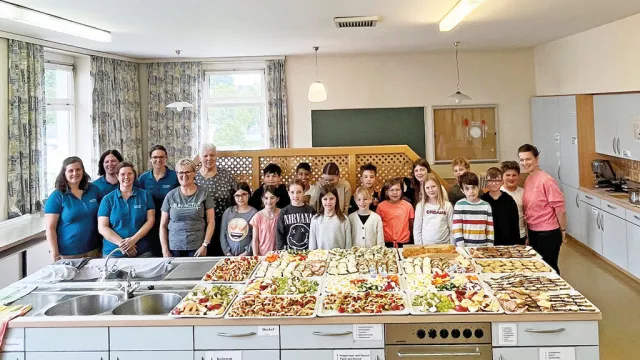 Gesunde Schuljause der Ortsbäuerinnen in Vorchdorf
