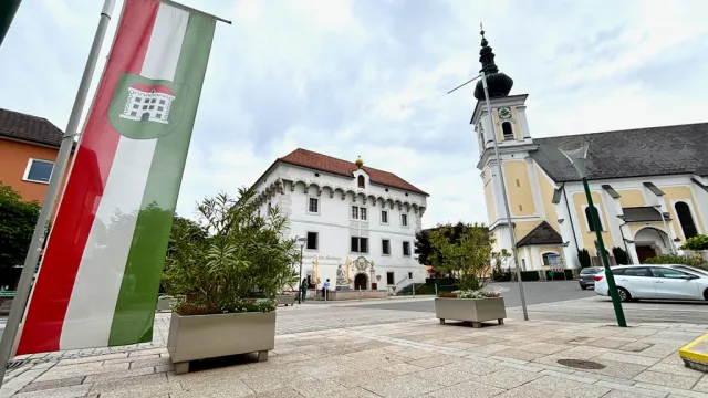 Staatstrauer nach Amoklauf - Fahnen auf Halbmast auch in Vorchdorf