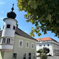 Gwölb Vorchdorf - ehem. Jägerstöckl mit Runderker, Denkmalgeschütztes Gebäude in Vorchdorf