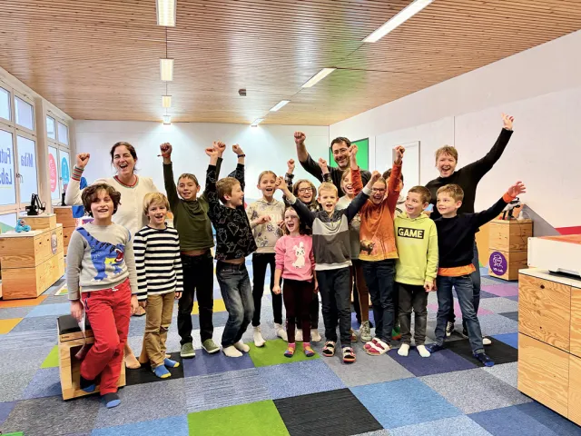Digital erleben mit Miba Future Labs in der Mittelschule Vorchdorf Digital erleben mit Miba Future Labs in der Mittelschule Vorchdorf