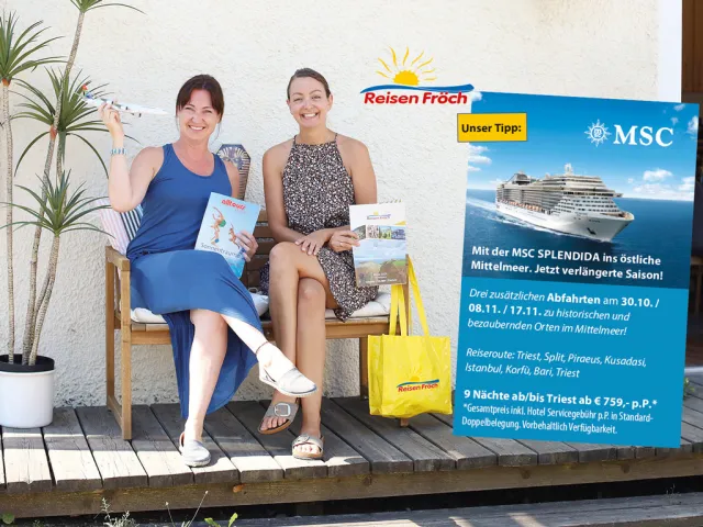 Foto (vorchdorfmedia): Reisebüroleiterin Andrea Richter (li) mit Fröch-Prokuristin Anna Ma-yrhofer (geb. Fröch): Bei Reisen Fröch beginnt der Urlaub. 