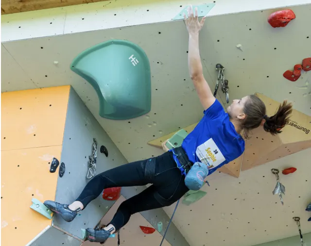 Sophie Kessler sorgte bei den Damen mit dem einzigen Top der Finalroute für Jubel. Sophie Kessler sorgte bei den Damen mit dem einzigen Top der Finalroute für Jubel.