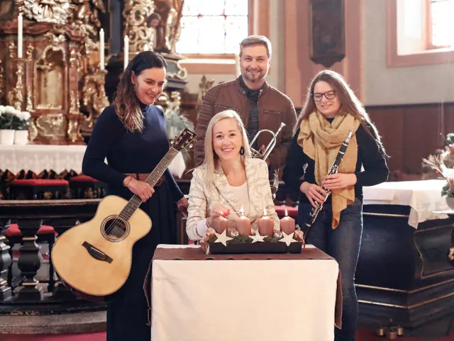 Zaumsitzen im Advent 2025 - Pfarrkirche Vorchdorf, 6. Dezember 2025 - 14 Uhr - Foto vorchdorfmedia